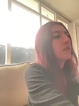 EveRave Pink online show from 05-31-26, 08:20