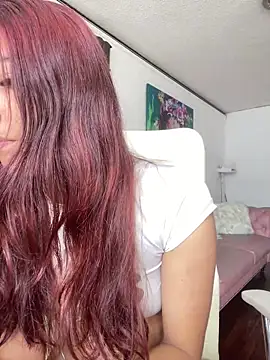EveRave Pink online show from 06-16-26, 02:50