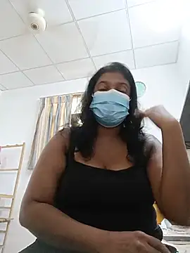 Xbees CT online show from 05-23-26, 04:11