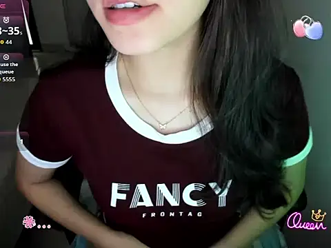 Linh smile  online show from 07-10-26, 09:20