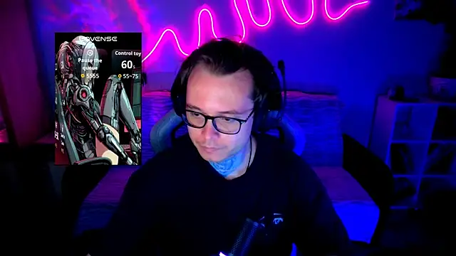 MeLanXolik online show from 06-17-26, 07:02