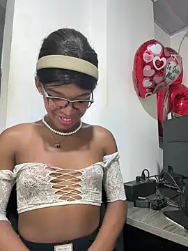 Liss Love1 online show from 06-20-26, 11:21