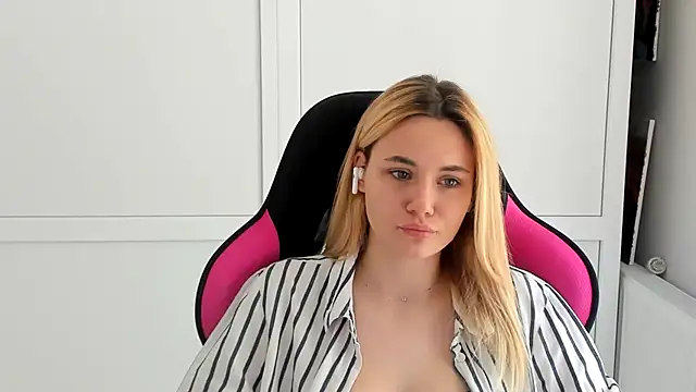 Emma starrs  online show from 06-09-26, 12:28