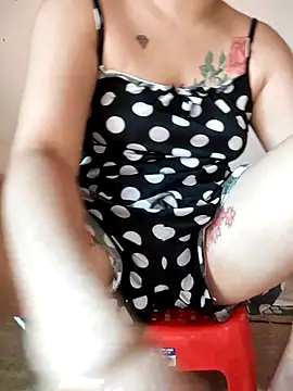 Snapshot of -Tara-a chatting on 07-18-26, 02:20 -Tara-a online show from 07-18-26, 02:20
