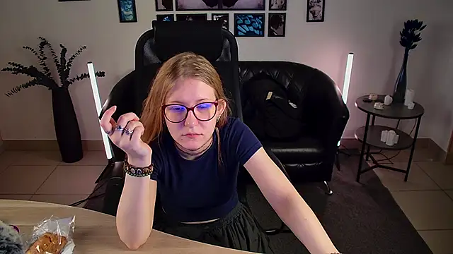 lanafitch online show from 06-20-26, 10:20