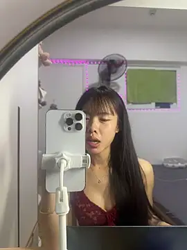 Lov3lily online show from 06-07-26, 10:04
