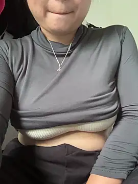 Ni-niii online show from 06-12-26, 04:54