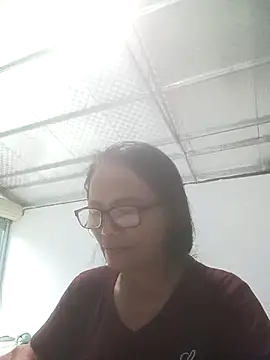 Vieekee online show from 06-17-26, 12:21
