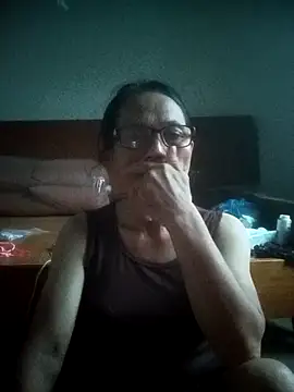 Vieekee online show from 06-19-26, 10:43
