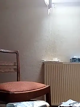peeeter88 online show from 05-12-26, 03:18