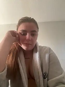 LexiXXoo online show from 05-17-26, 05:02