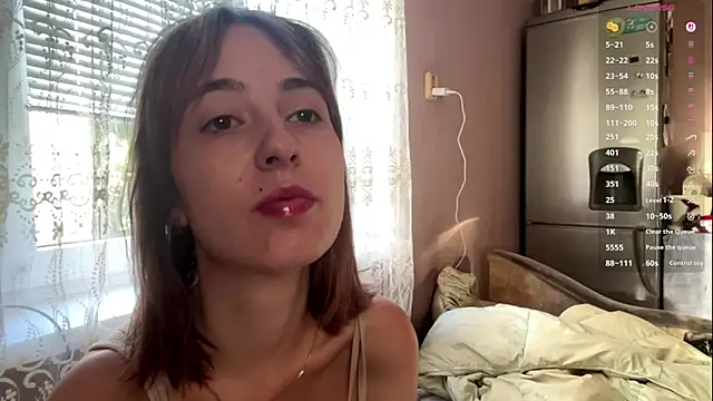 DaphneAmor online show from 06-11-26, 05:10
