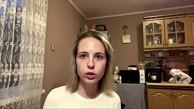 DaphneAmor online show from 05-14-26, 06:27
