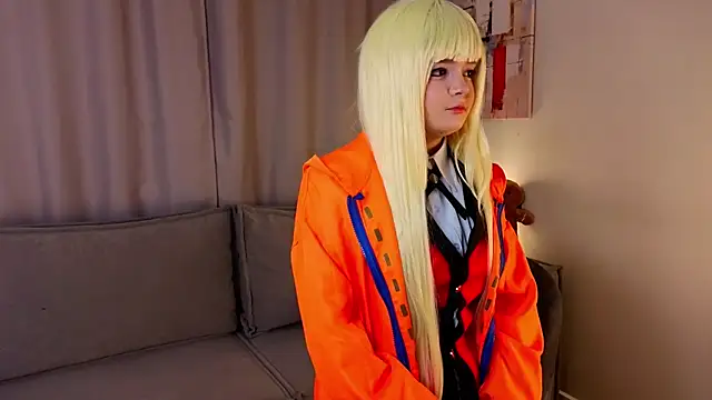MaryLorez online show from 05-11-26, 01:01
