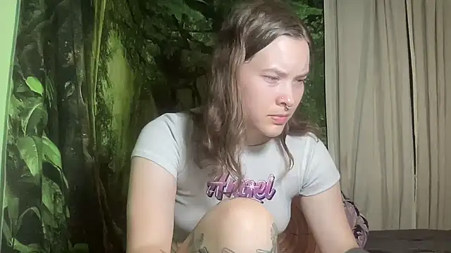 mo0ngoddess online show from 09-23-25, 03:02