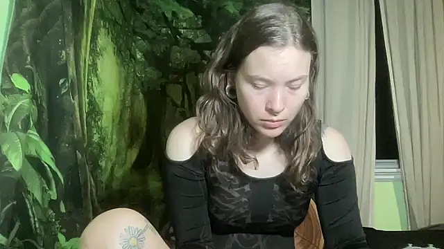 mo0ngoddess online show from 10-30-25, 01:59