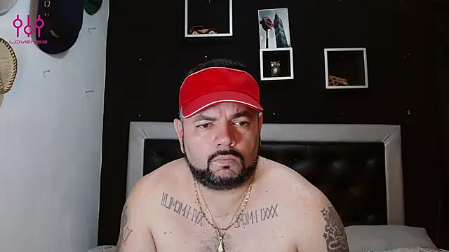 Snapshot of perverseveteranmanxxx chatting on 02-27-25, 02:43 perverseveteranmanxxx online show from 02-27-25, 02:43