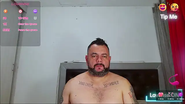 Snapshot of perverseveteranmanxxx chatting on 06-18-26, 03:38 perverseveteranmanxxx online show from 06-18-26, 03:38