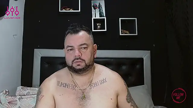 Snapshot of perverseveteranmanxxx chatting on 03-10-25, 01:21 perverseveteranmanxxx online show from 03-10-25, 01:21