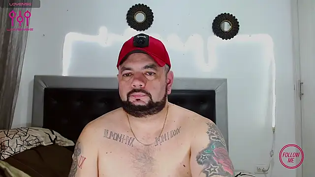 Snapshot of perverseveteranmanxxx chatting on 09-11-25, 10:10 perverseveteranmanxxx online show from 09-11-25, 10:10