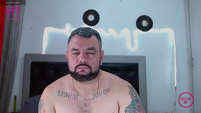 Snapshot of perverseveteranmanxxx chatting on 09-13-25, 03:12 perverseveteranmanxxx online show from 09-13-25, 03:12