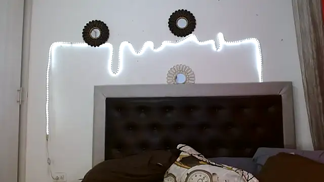 Snapshot of perverseveteranmanxxx chatting on 09-27-25, 02:23 perverseveteranmanxxx online show from 09-27-25, 02:23