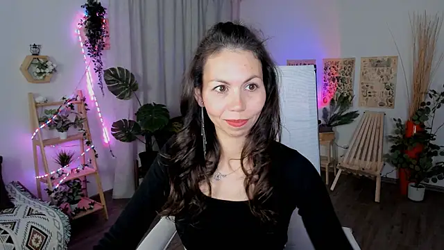 TrasyMorris online show from 06-01-26, 04:13