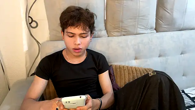 DanteSaint online show from 06-10-26, 06:53