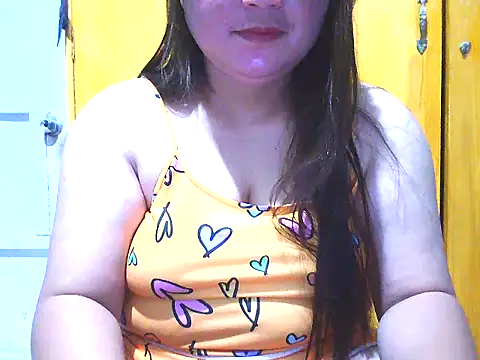 Snapshot of xsweetlover69x chatting on 06-03-26, 08:13 xsweetlover69x online show from 06-03-26, 08:13