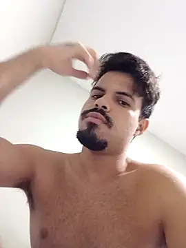 CarlosMenino24 online show from 05-12-26, 04:42