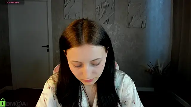 Tracey Gill online show from 05-31-26, 01:00