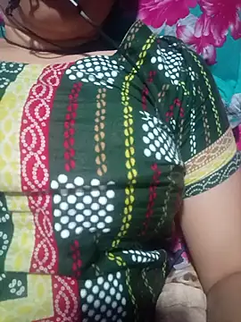 Snapshot of Kazol-07 chatting on 05-15-26, 07:12 Kazol-07 online show from 05-15-26, 07:12