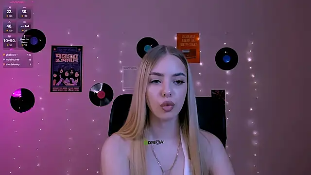 Snapshot of viola_sweet_1 chatting on 05-20-26, 12:35 viola sweet 1 online show from 05-20-26, 12:35
