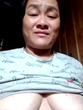 Snapshot of Blowjob0100 chatting on 07-19-26, 11:51 Blowjob0100 online show from 07-19-26, 11:51
