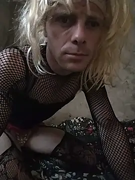 Snapshot of rflkussy chatting on 07-17-26, 09:39 rflkussy online show from 07-17-26, 09:39