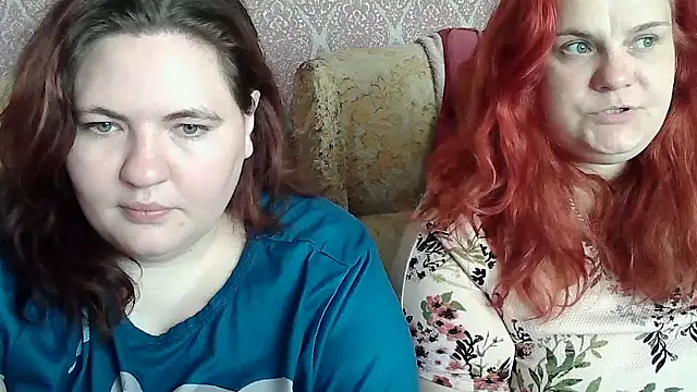 TiffanyLenee online show from 05-12-26, 09:15