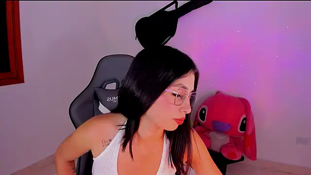 Scarleth Ferrec online show from 06-05-26, 12:59