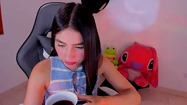 Scarleth Ferrec online show from 06-17-26, 02:16
