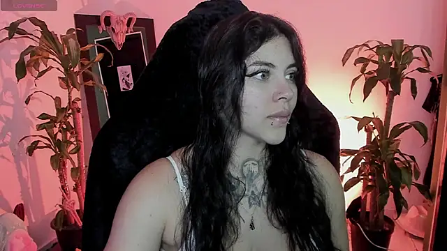 MissCharlottte 18 online show from 07-08-26, 04:02