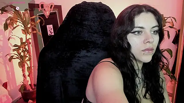 MissCharlottte 18 online show from 07-12-26, 12:55