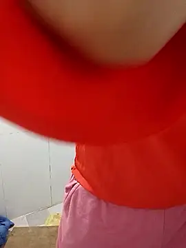 Snapshot of Nana-AsianWet chatting on 06-20-26, 12:10 Nana-AsianWet online show from 06-20-26, 12:10
