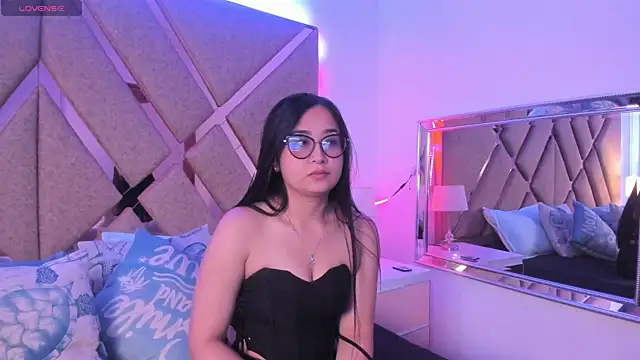 MiaMystic online show from 05-12-26, 03:40