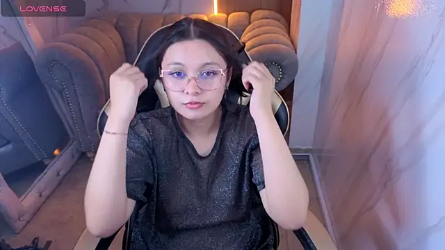 HoneyDoll tf online show from 06-26-26, 03:40