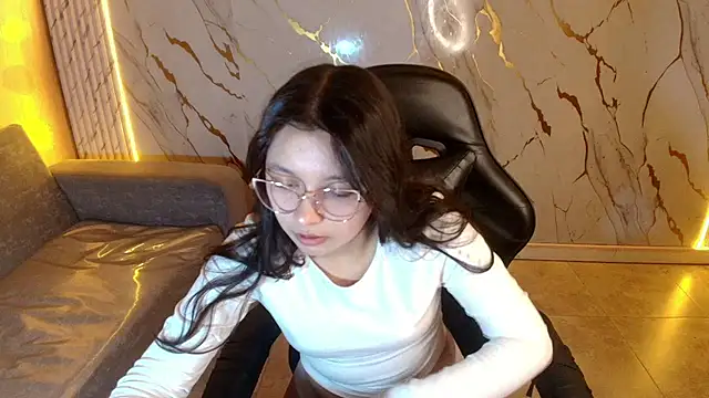 HoneyDoll tf online show from 06-01-26, 01:11