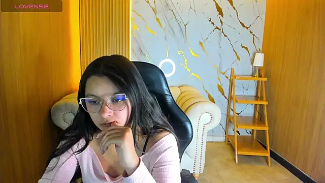HoneyDoll tf online show from 06-03-26, 08:13