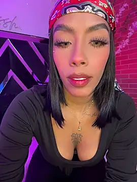 FiorellaBossh  online show from 05-31-26, 07:36