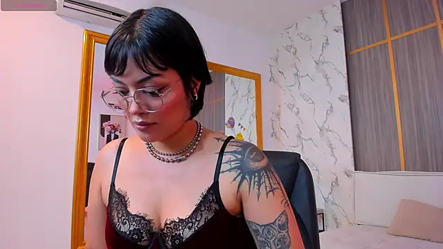 Barbara-Moon online show from 05-14-26, 01:30
