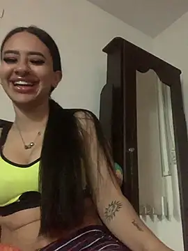 Sweet1 Treat online show from 07-16-26, 08:44