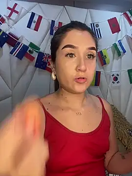 IsabelleMilan online show from 06-15-26, 10:20