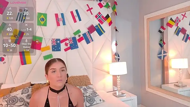 IsabelleMilan online show from 06-24-26, 09:23